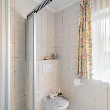 Appartamento Claudia 7 By Interhome