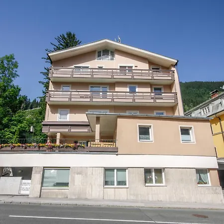 Claudia 7 By Interhome *