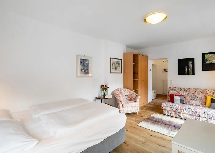 Claudia 7 By Interhome *